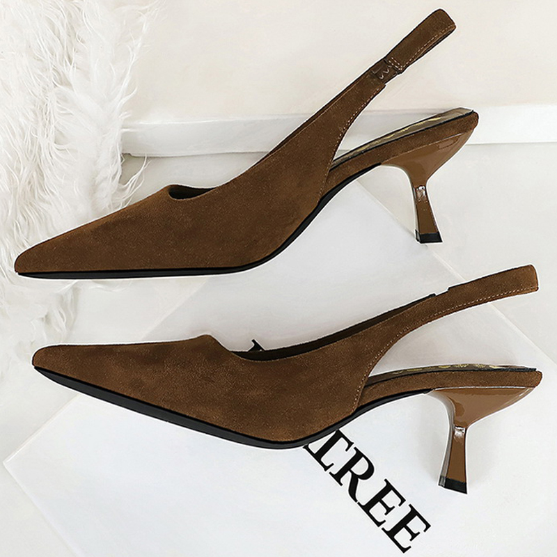 Shoe Tree - รองเท้าส้นสูงแบบ Kitten Heels 6 ซม. ยี่ห้อ